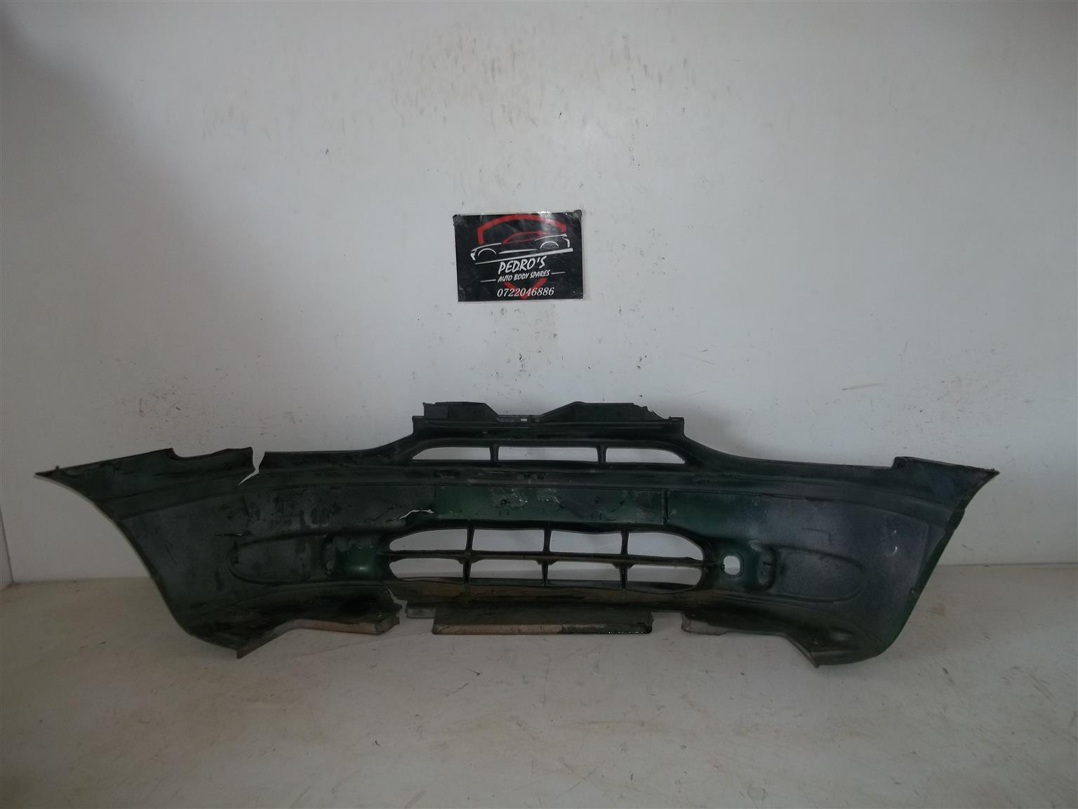 Fiat Palio Weekend '96-'02 front bumper - Private Seller