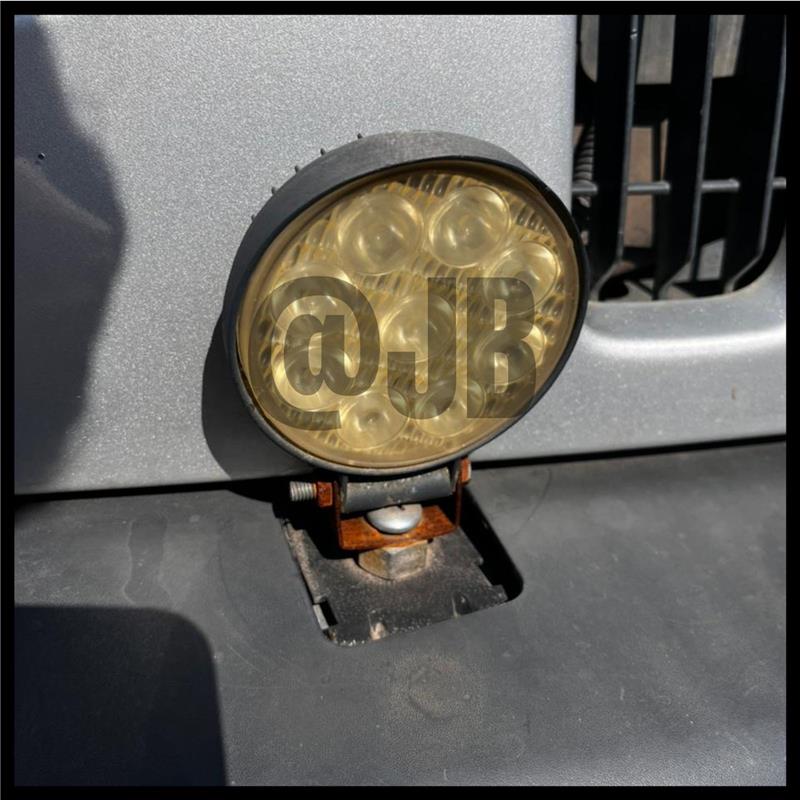 Jeep Cherokee Renegade 2.8 Fog Lamp- Left Side | Stripped for Spares - Private Seller Jeep Cherokee Renegade 2.8 Fog Lamp- Left Side | Stripped for Spares - Private Seller
