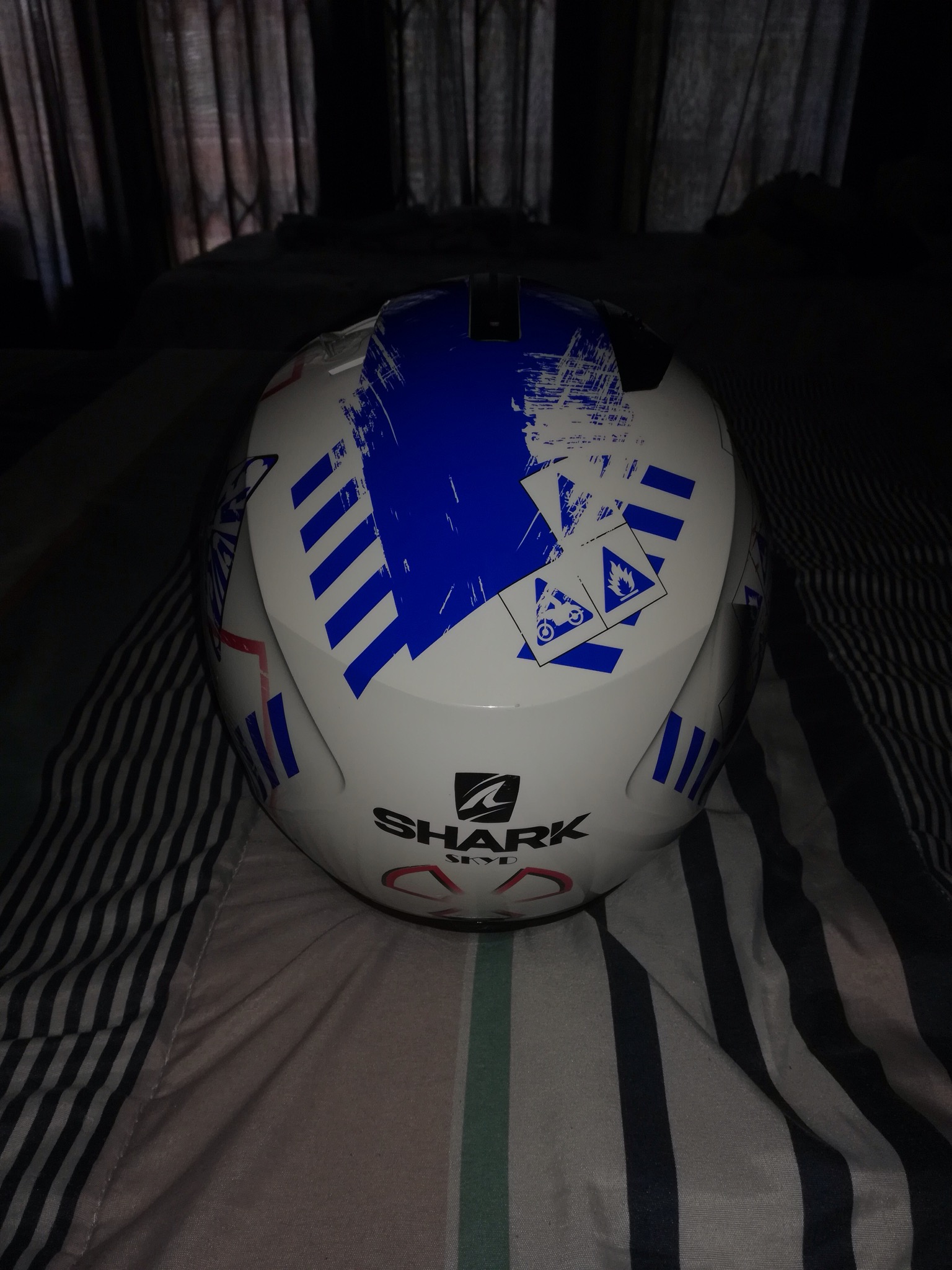 Shark helmet size small,almost brand new,only used a few times