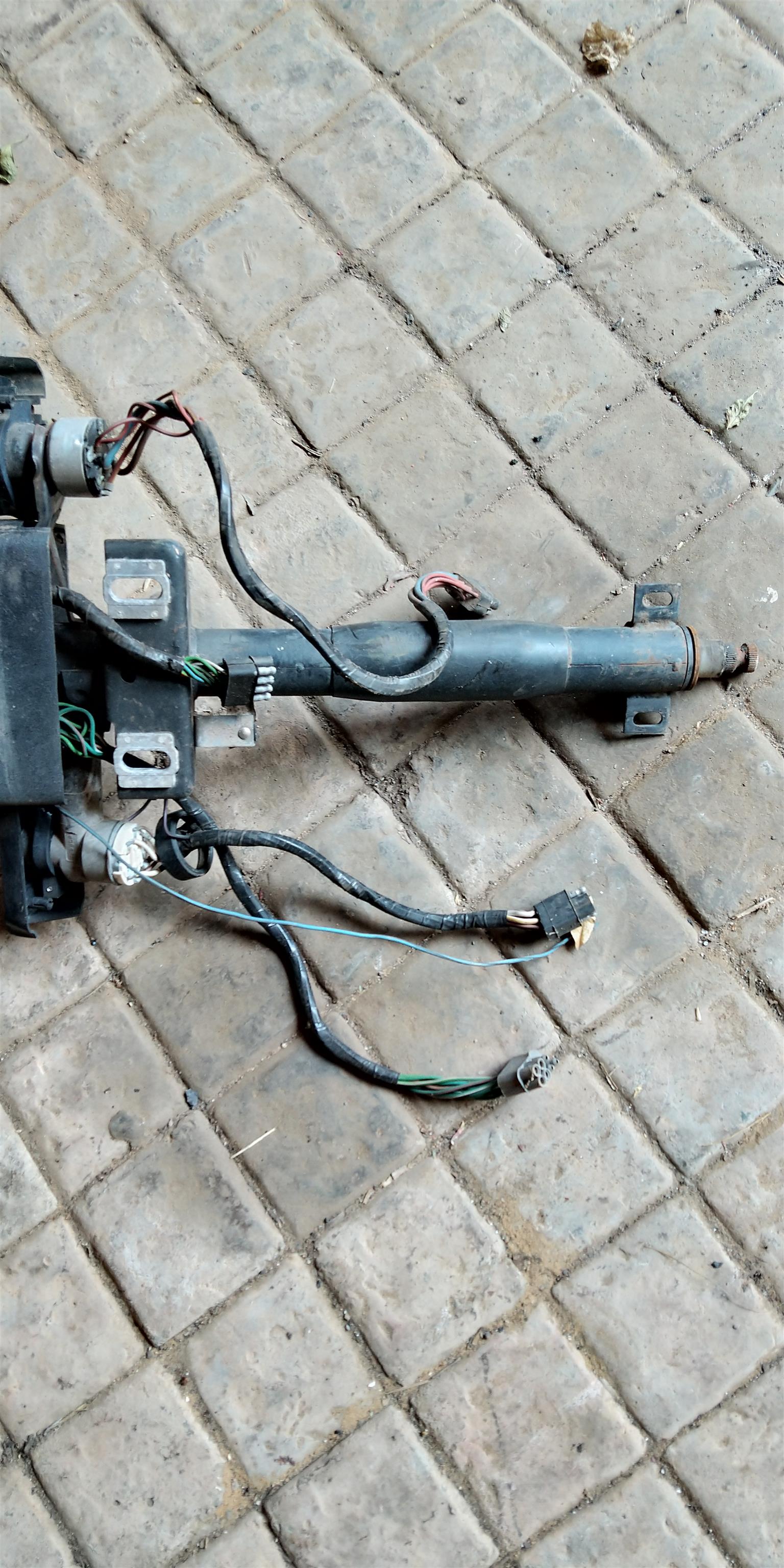 Jaguar XJ Series Steering Column