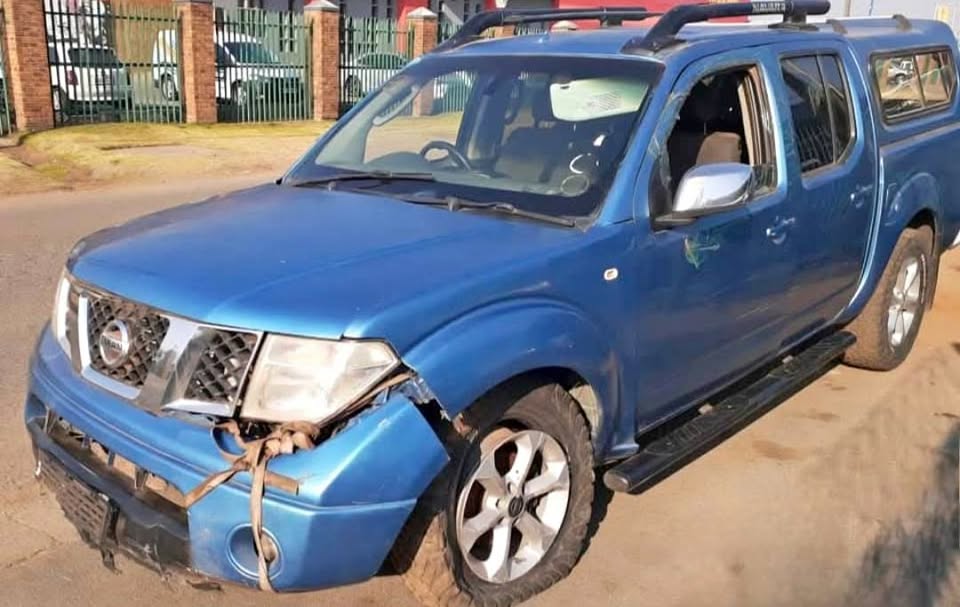 NISSAN NAVARA 4.0 V6 D40 STRIPPING FOR SPARE/PARTS