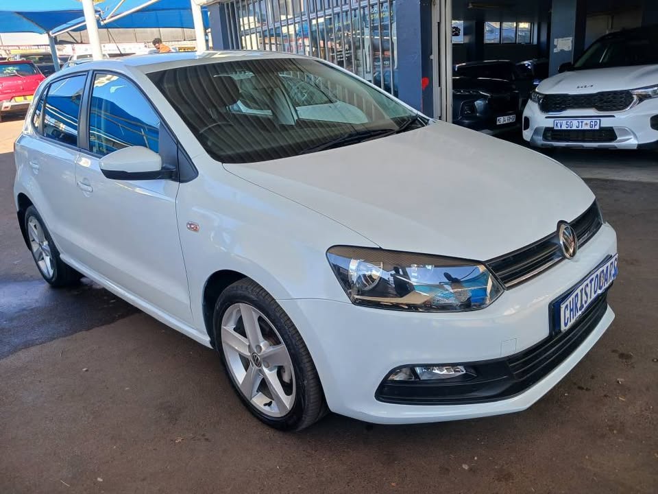 2018 model VW polo Vivo hatchback Comfort line manual transmission petrol 1.4 engine capacity