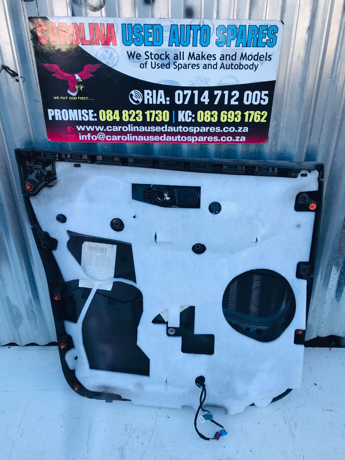 Mercedes Benz W447 Viano V-class right side inner door panel - Private Seller Mercedes Benz W447 Viano V-class right side inner door panel - Private Seller