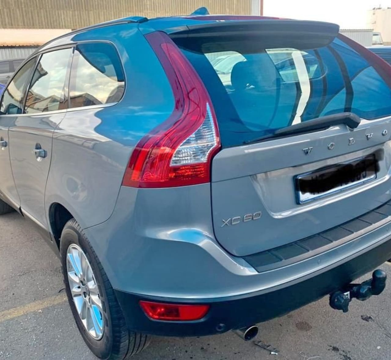 VOLVO SPARES FOR SALE DELIVERY AVAILABLE COUNTRY WIDE - Private Seller VOLVO SPARES FOR SALE DELIVERY AVAILABLE COUNTRY WIDE - Private Seller