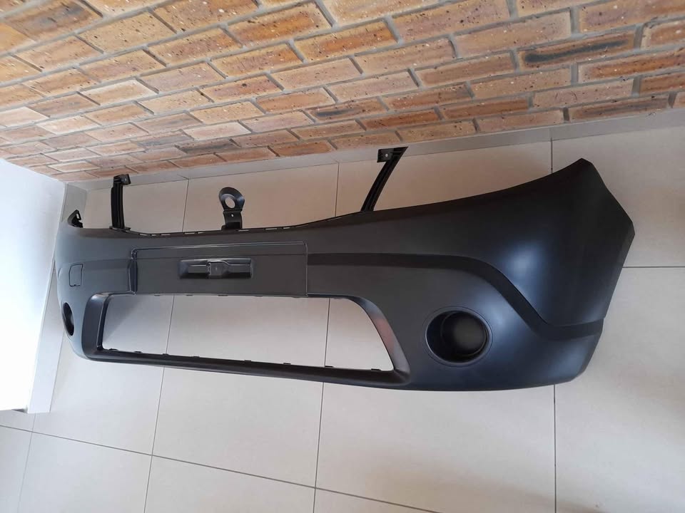 RENAULT SANDERO  2008/13 BRAND NEW FRONT BUMPERS FORSALE