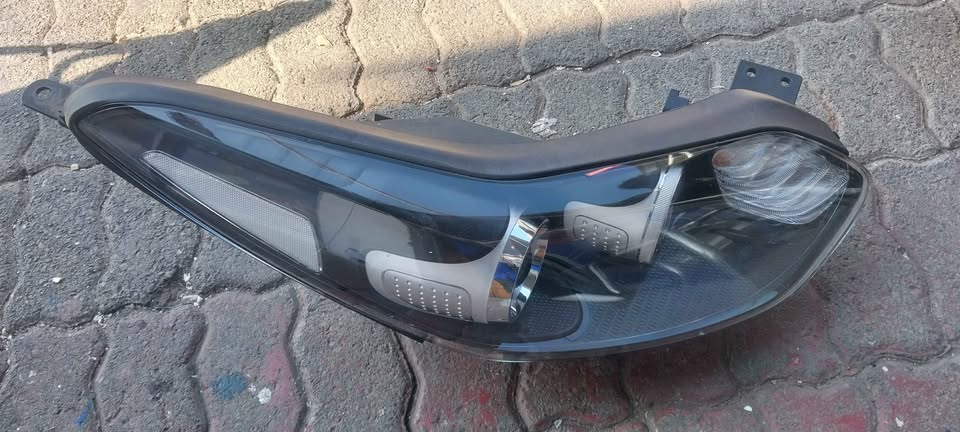 KIA SPORTAGE 2021 HEADLIGHT RHS AVAILABLE