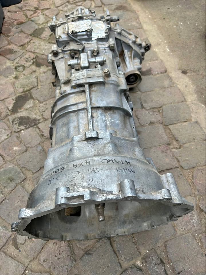Mitsubishi Colt 2.8 4M40 4X4 Gearbox For Sale Call or WhatsApp - Private Seller Mitsubishi Colt 2.8 4M40 4X4 Gearbox For Sale Call or WhatsApp - Private Seller