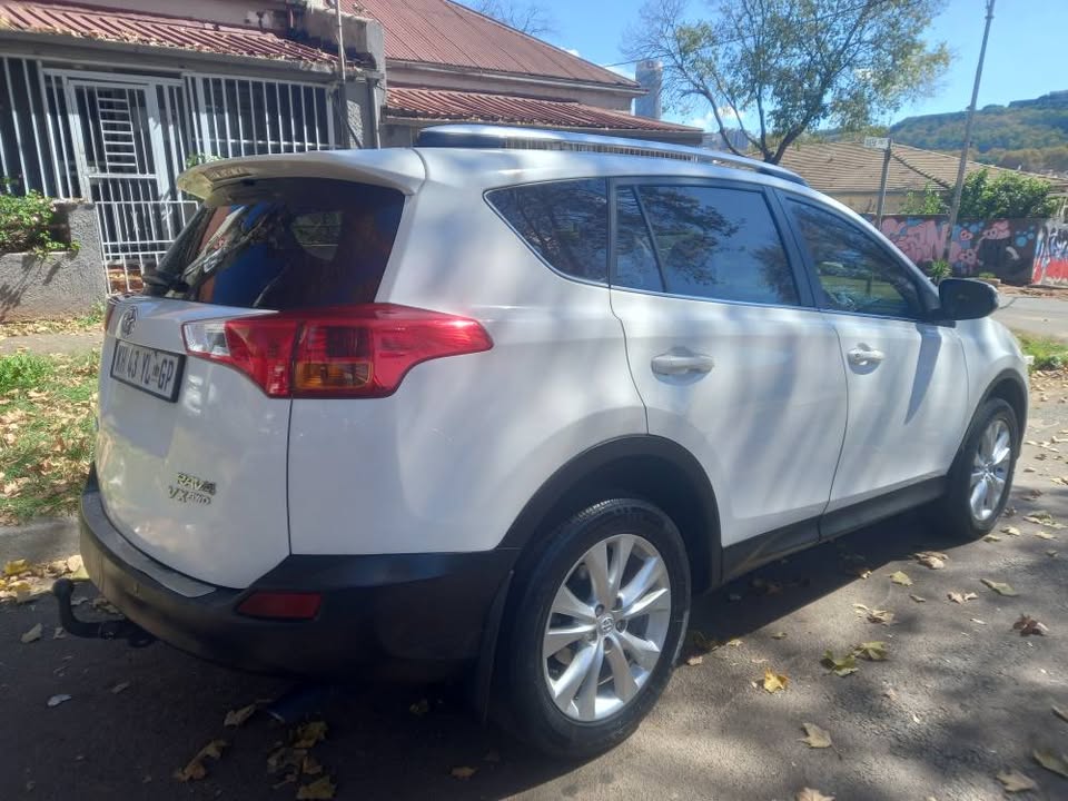 2016 Toyota Rav4 2.0 VX Petrol, Automatic AWD 4x4, White, 98000kms