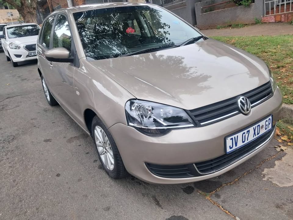 VW polo Vivo 1.4 hatchback 2016 for sale