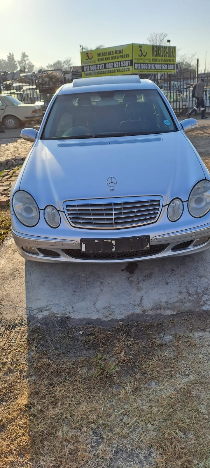 Merc Benz E350 w211 272 stripping for parts - Private Seller Merc Benz E350 w211 272 stripping for parts - Private Seller