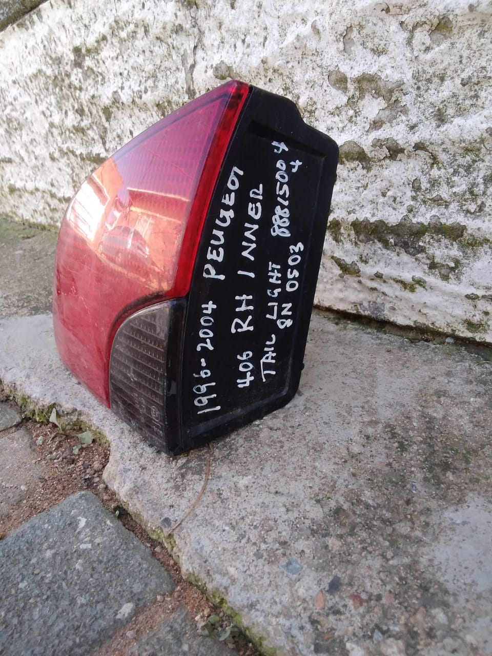 1996-2004 peugeot right side inner taillight - Private Seller