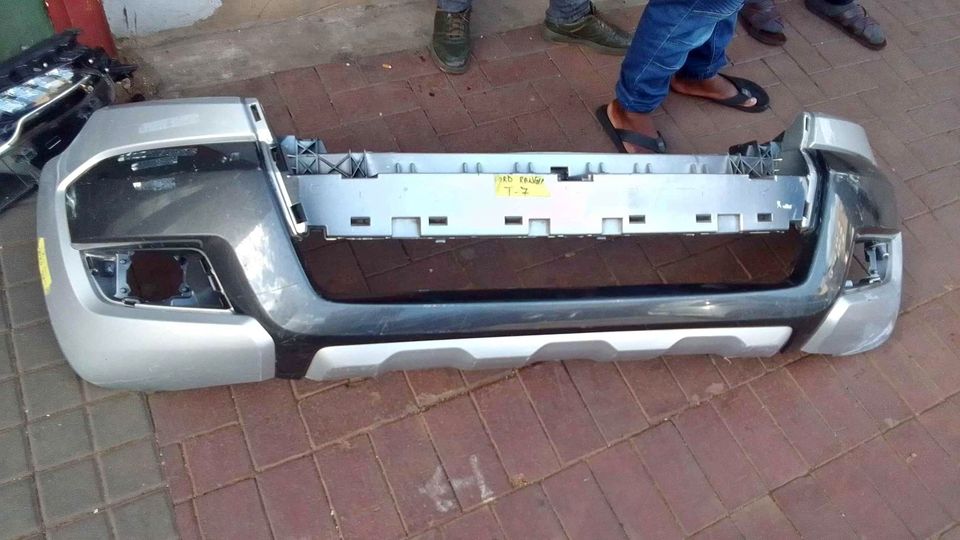 FORD RANGER T7 WILD TRUCK BUMPER - Private Seller FORD RANGER T7 WILD TRUCK BUMPER - Private Seller