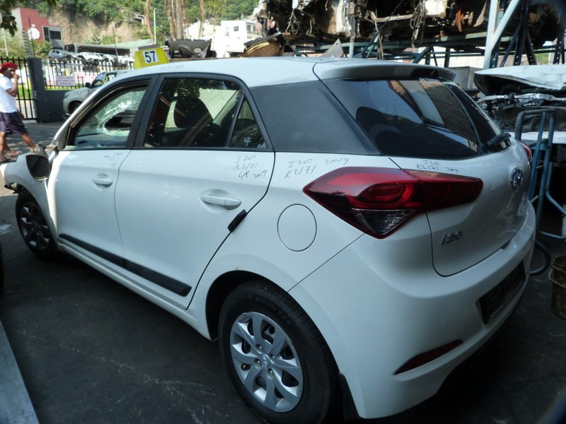 Hyundai i20 1.4 Motion AT White - 2018 STRIPPING FOR SPARES - Private Seller Hyundai i20 1.4 Motion AT White - 2018 STRIPPING FOR SPARES - Private Seller