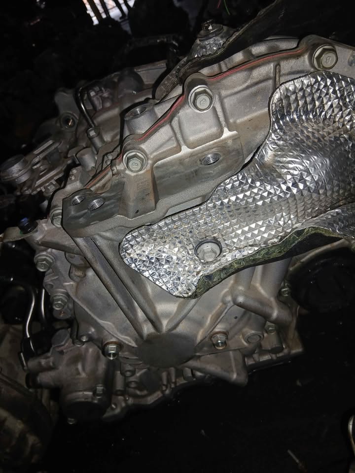 Kia sonet automatic gearbox transmission - Private Seller Kia sonet automatic gearbox transmission - Private Seller