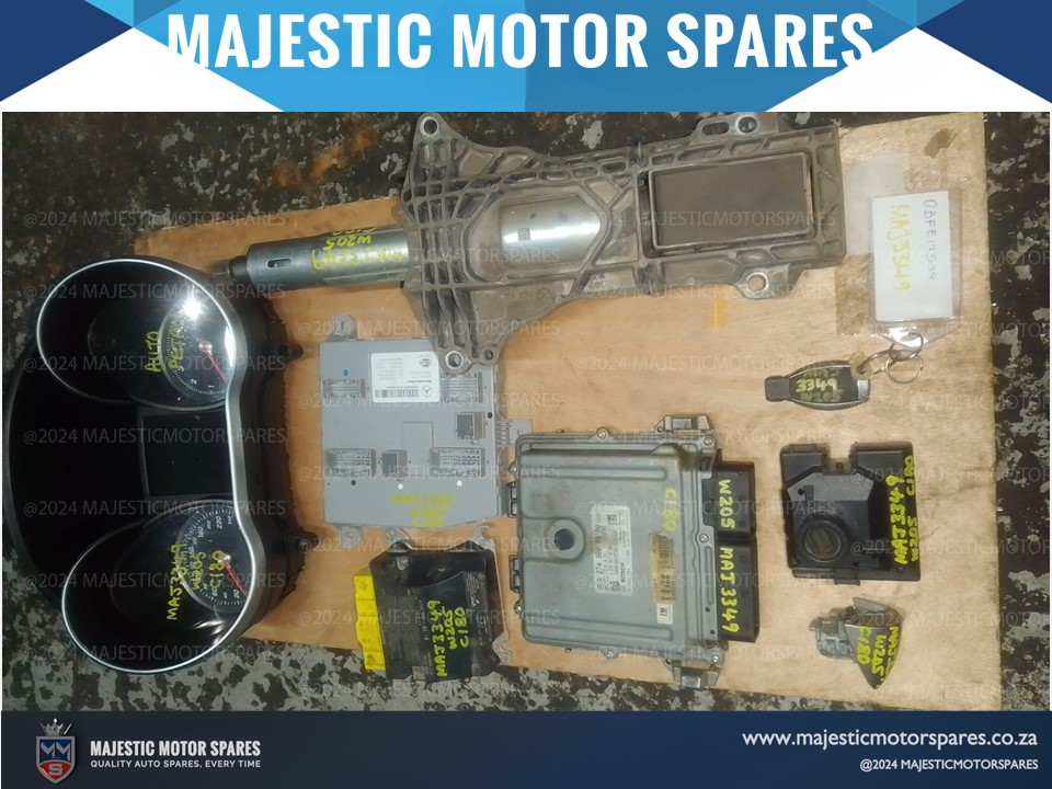 2015 Mercedes-Benz C180 W205 Lockset, ECU, Key & Ignition Set for Sale - Private Seller