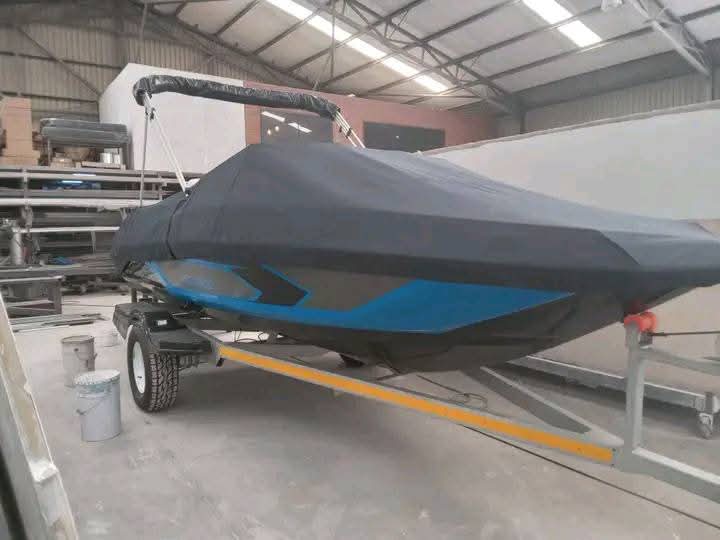 Custom made canvas Boat covers, canvas patio blinds, Boat upholstery