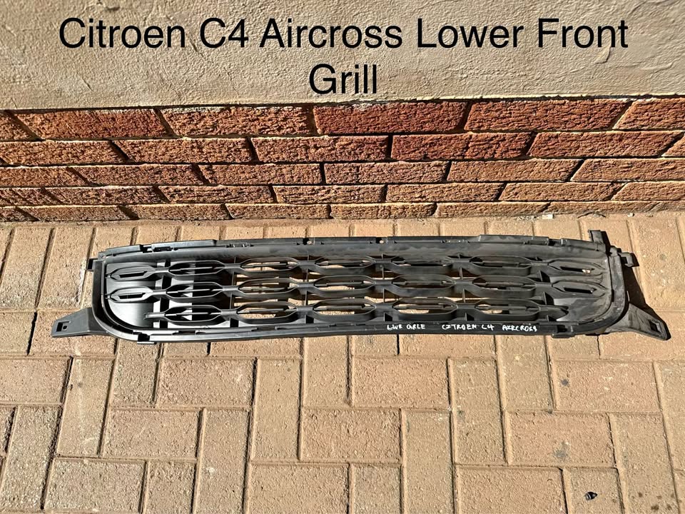 Citroen C4 Aircross Lower Front Bumper Grill - Private Seller Citroen C4 Aircross Lower Front Bumper Grill - Private Seller