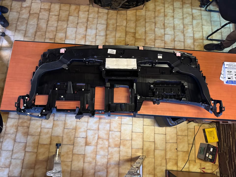 Hyundai Staria Dashboard Shell - Private Seller Hyundai Staria Dashboard Shell - Private Seller
