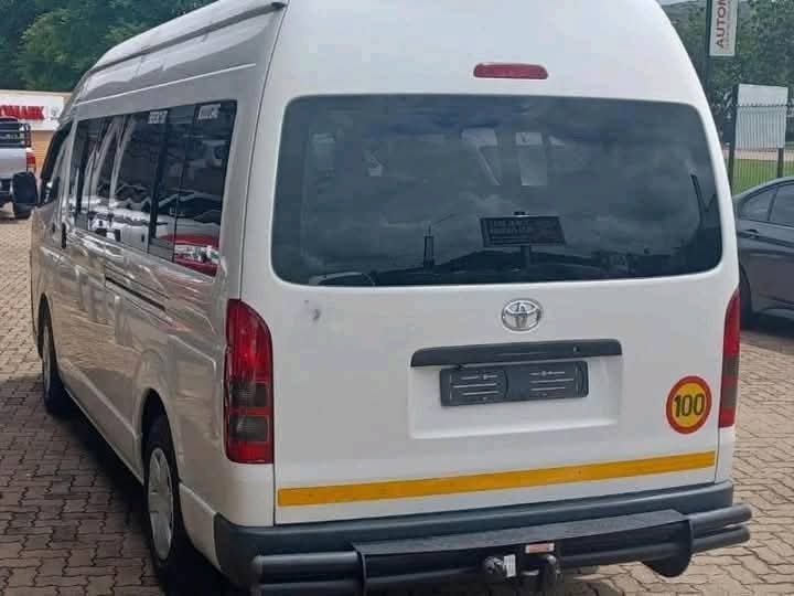 Toyota  Quantum  Sesfikile 2.5D4D Min Bus For Sale