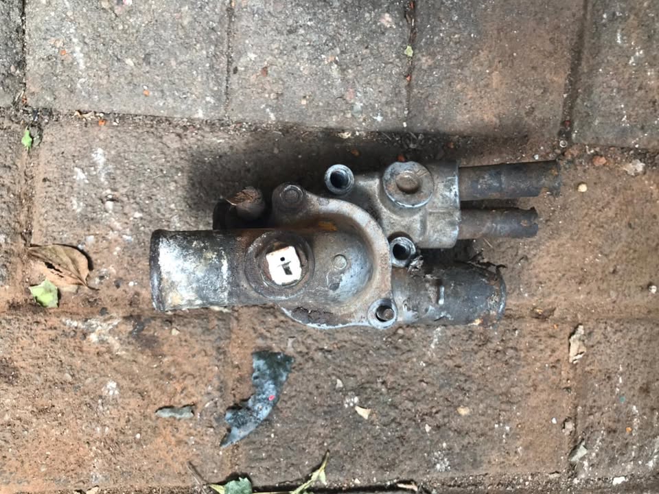 HONDA BALLADE THERMOSTAT HOUSING FOR SALE - Private Seller