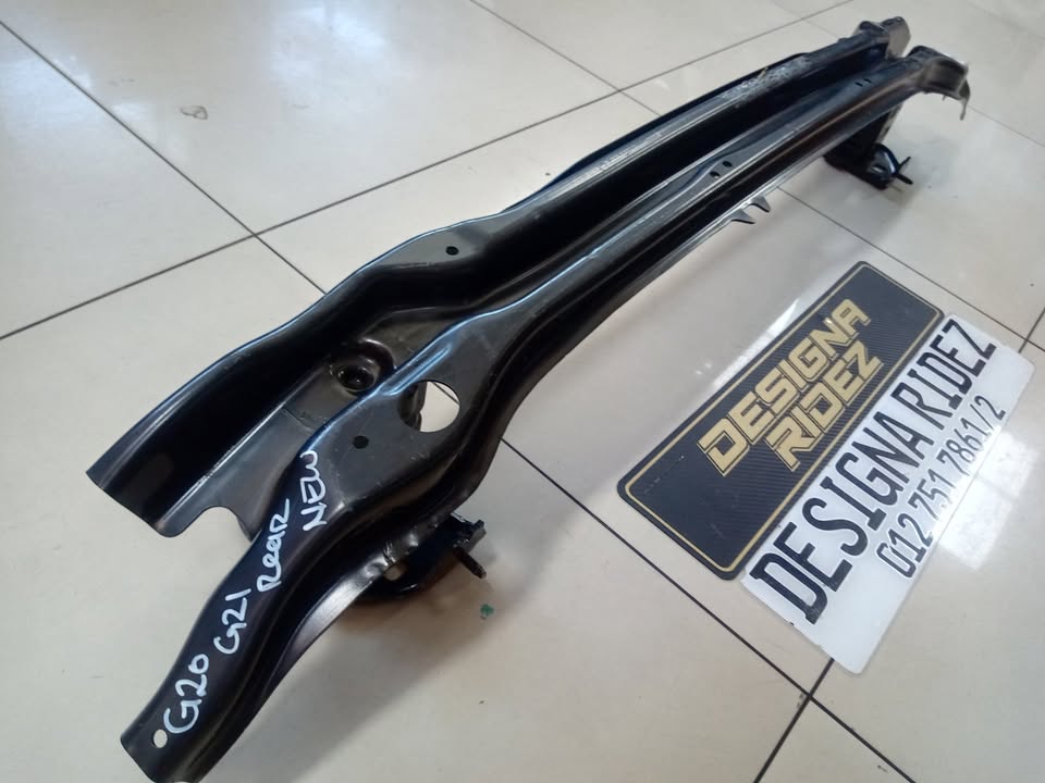 BMW REAR STIFFENER FOR G20/G21 3-SERIES - Private Seller