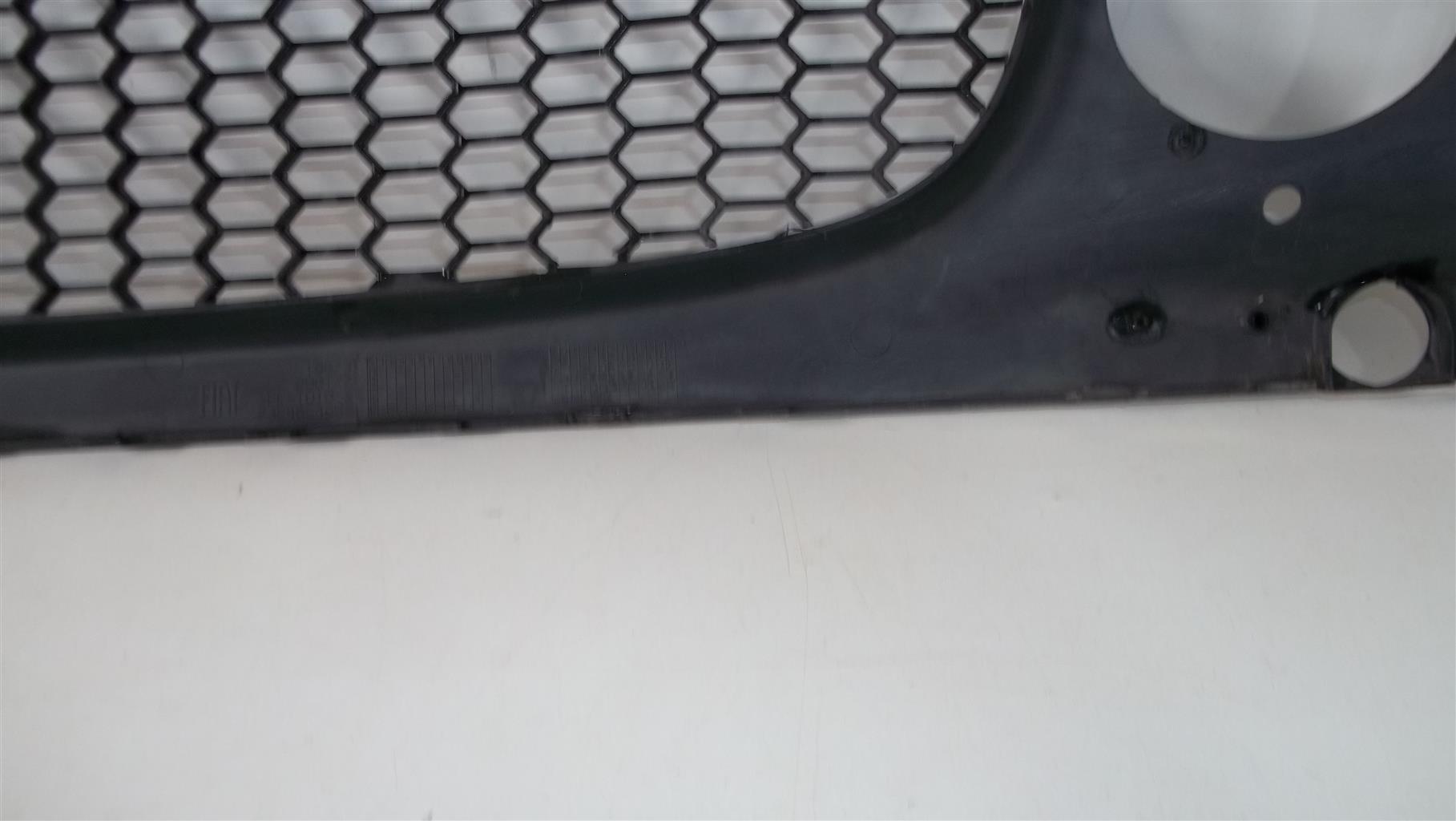 Fiat 500 Abarth grille - Private Seller Fiat 500 Abarth grille - Private Seller