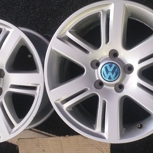 Amarok rim
