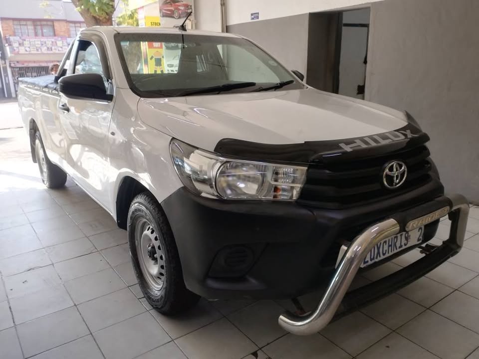 2019 TOYOTA HILUX 2.0 4x2 SINGLE CAB MANUAL