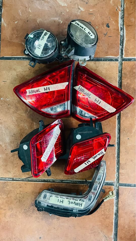 HAVAL H1 fog lights & taillights 2018 - Private Seller
