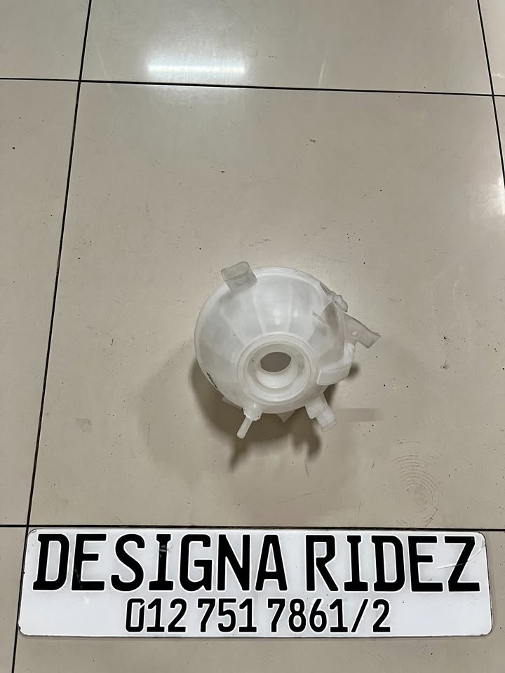 BMW F20/F30 COOLANT EXPANSION TANK AVAILABLE. - Private Seller BMW F20/F30 COOLANT EXPANSION TANK AVAILABLE. - Private Seller