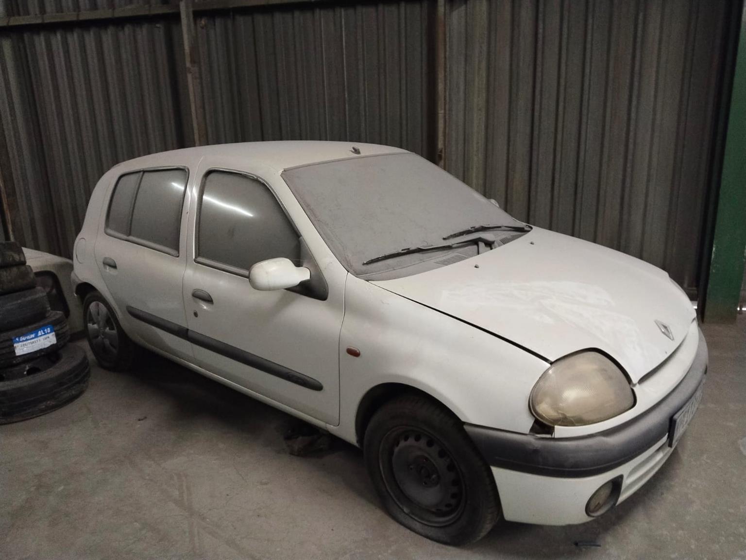 RENAULT CLEO WHITE - Private Seller