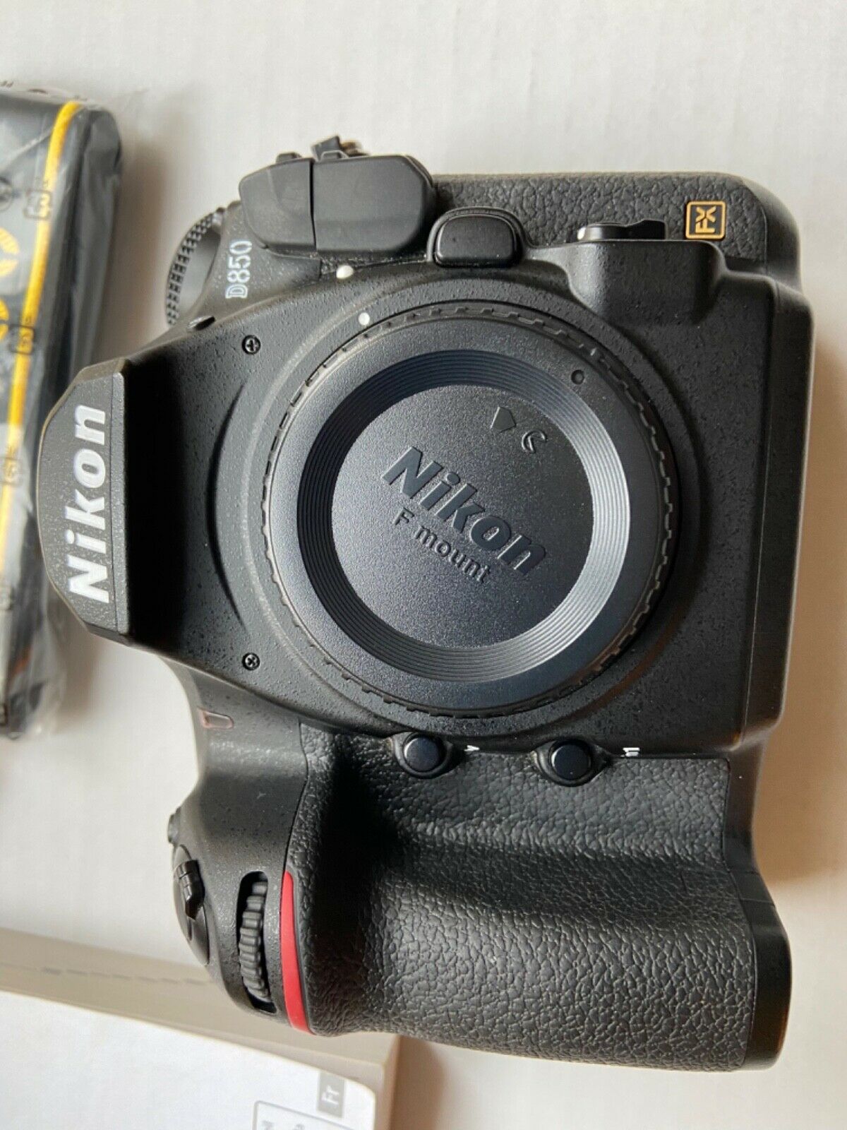 NIKON D850