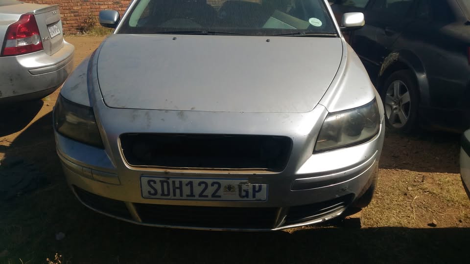 Volvo V stripping for Spares - Private Seller