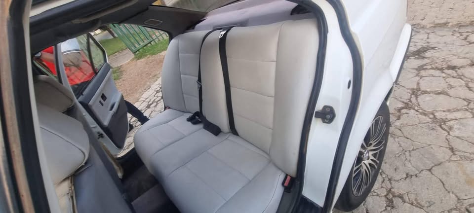 1998 BMW 218i for sale