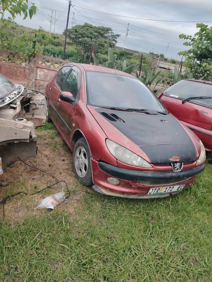 Peugeot 206 parts for sale - Private Seller