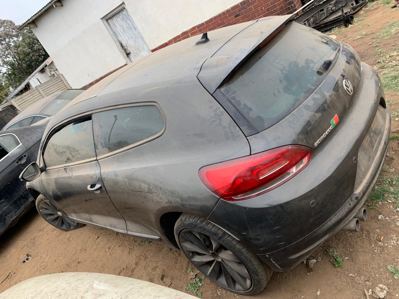 2010-2012 VW SCIROCCO STRIPPING FOR PARTS - Private Seller