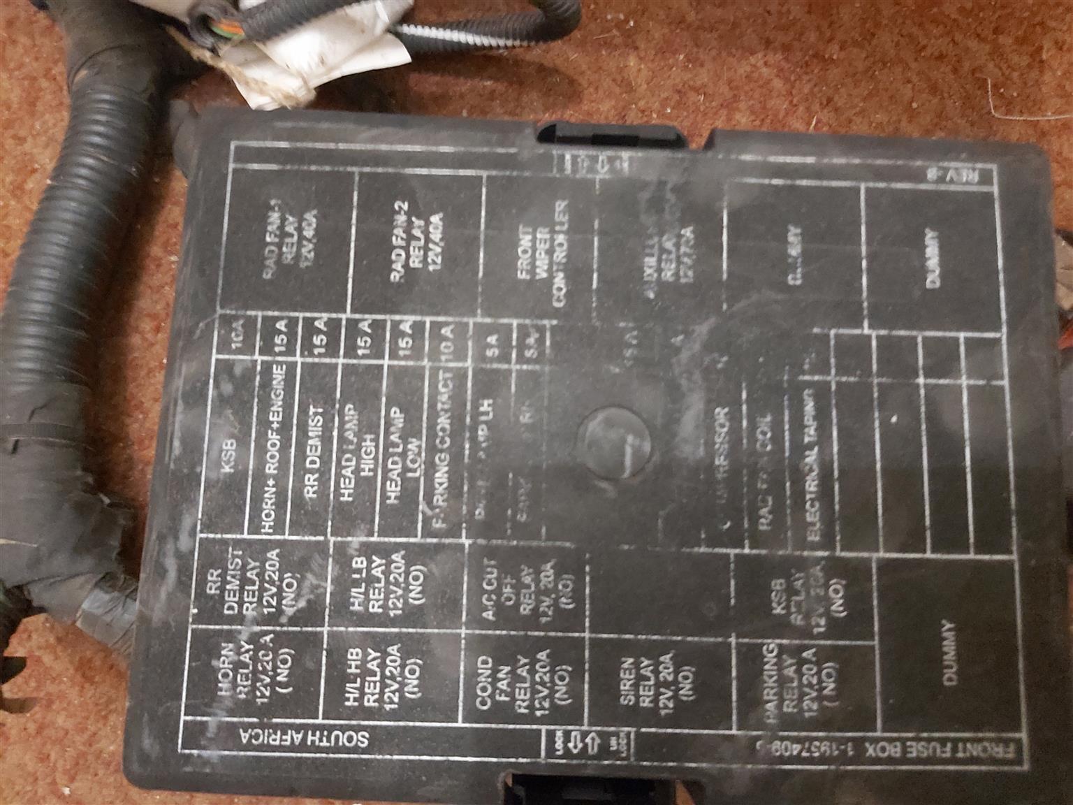 Fuse box 3l Diesel Tata bakkie - Private Seller Fuse box 3l Diesel Tata bakkie - Private Seller