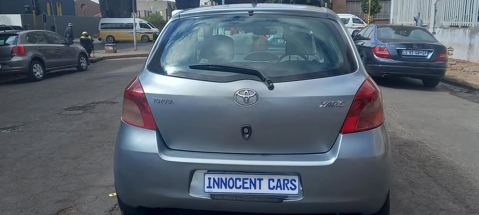 2007 TOYOTA YARIS 1.3 MANUAL, GREY COLOUR, 95000KM