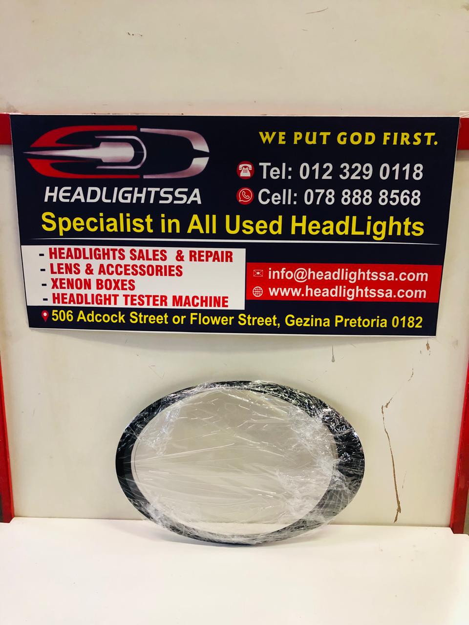 Porsche 977 right side headlight replacement lens (2007 onwards) - Private Seller Porsche 977 right side headlight replacement lens (2007 onwards) - Private Seller