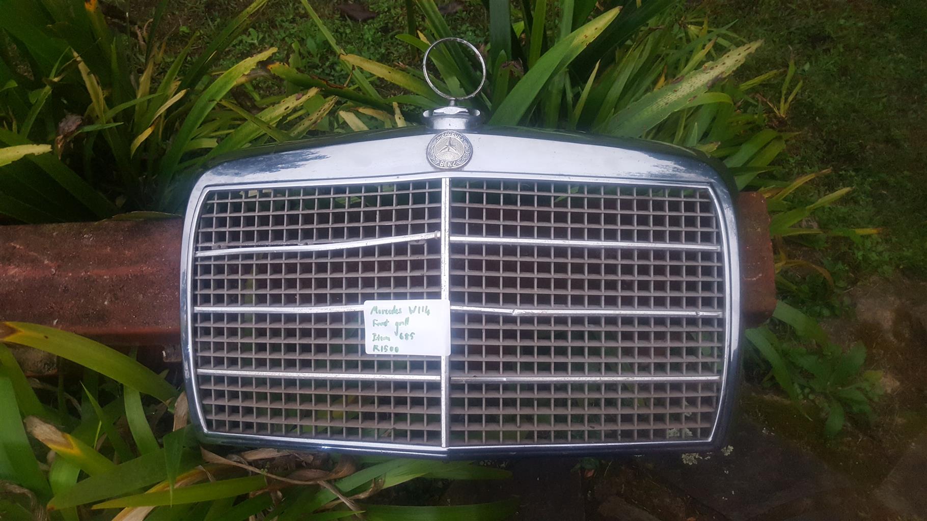 Mercedes W114 Front Grill. 