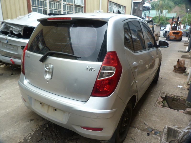Hyundai i10 GLS 1.1 Manual G4HG Silver - 2012 SPARESBOYZ STRIPPING FOR SPARES - Private Seller