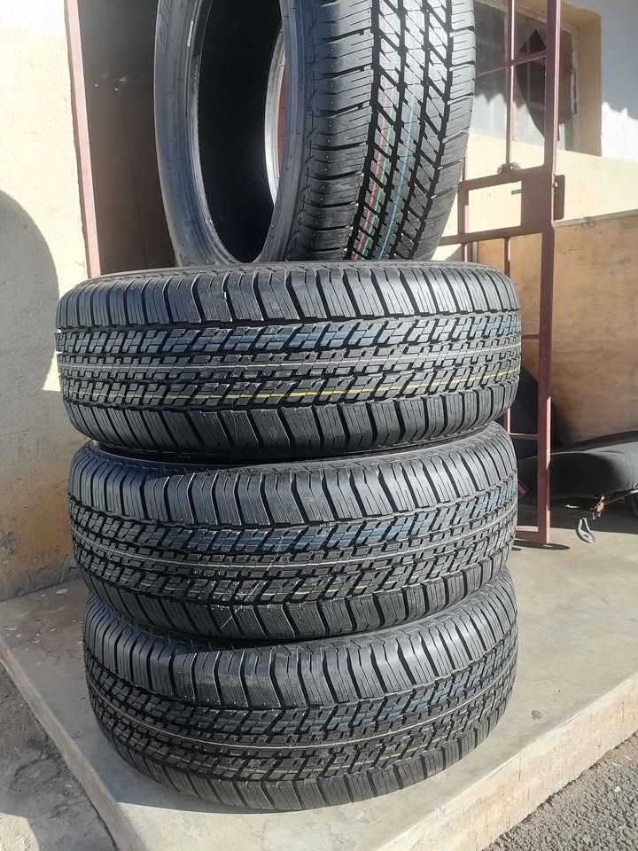 265 60 18 Bridgestone Dueler AT (NEW TYRES)