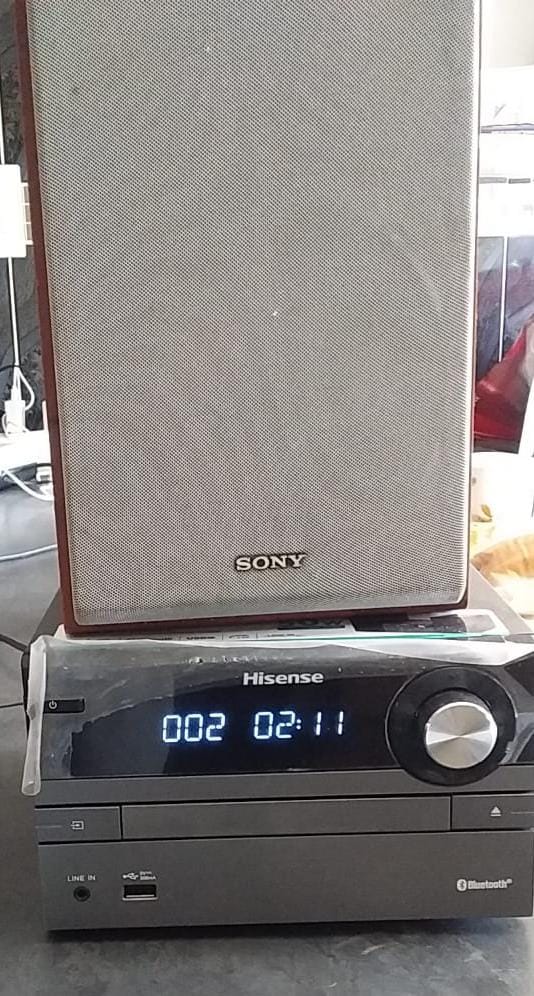 HiSense mini HiFi with Sony speaker HiSense mini HiFi with Sony speaker