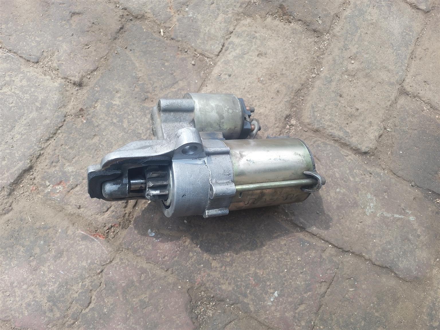 STARTER S40 1.8L 2010 VOLVO FOR SALE DELIVERY AVAILABLE COUNTRY WIDE - Private Seller