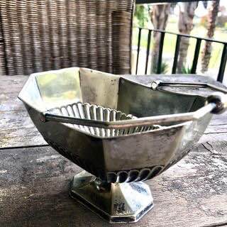 Beautiful Antique Silver plated footed sugar / sweets or trinkets bowl.