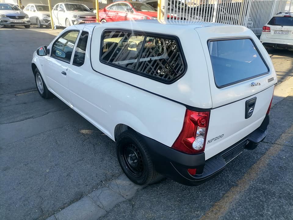 2023 Nissan Np200 1.6i Bakkie with a Canopy Spare key