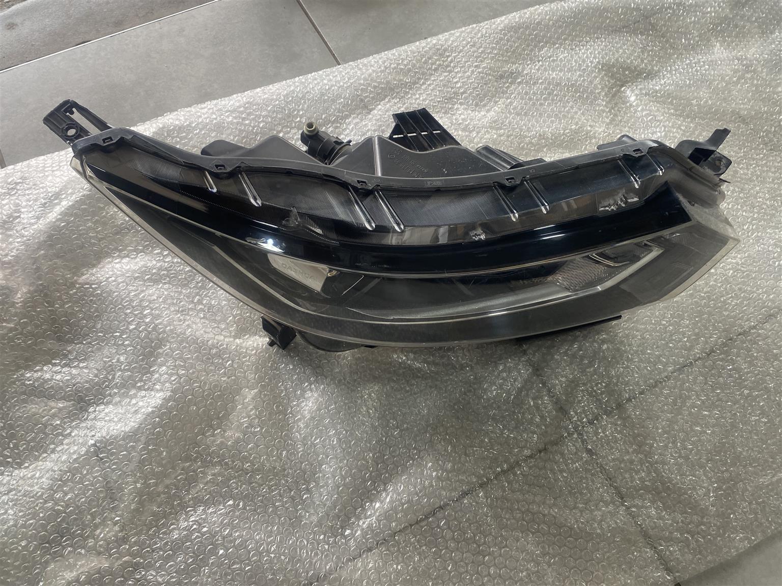 2022 NISSAN QASHQAI LED HEADLIGHT RIGHT SIDE FOR SALE. IN EXCELLENT CONDITION - Private Seller 2022 NISSAN QASHQAI LED HEADLIGHT RIGHT SIDE FOR SALE. IN EXCELLENT CONDITION - Private Seller