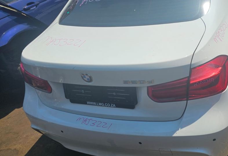 2017 Bmw F30 320d used boor lids for sale - Private Seller 2017 Bmw F30 320d used boor lids for sale - Private Seller