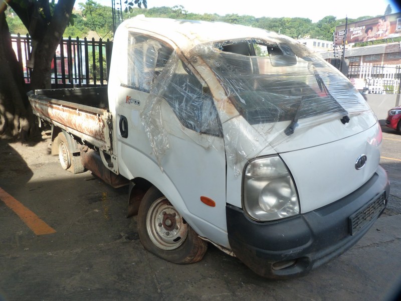 Kia K2700 2.7D Workhorse Manual White - 2011 STRIPPING FOR SPARES. CALL KUBEN 03 - Private Seller Kia K2700 2.7D Workhorse Manual White - 2011 STRIPPING FOR SPARES. CALL KUBEN 03 - Private Seller