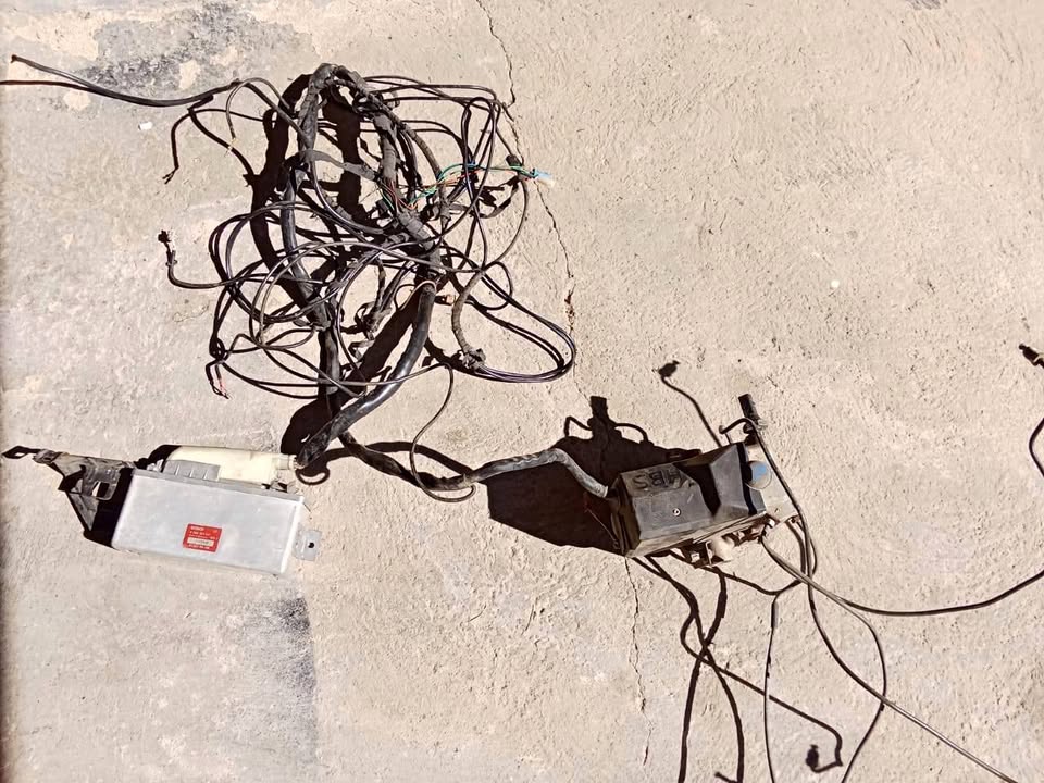 BMW E30 325is evo1 abs pump with abs computer box with pipes and wiring